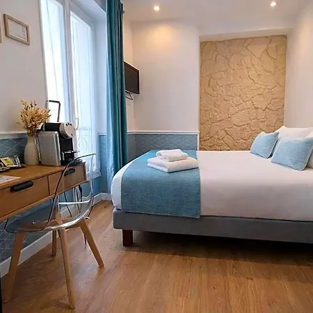 Tilde Hotel 3*