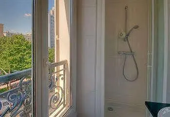 Отель Tilde 3*
